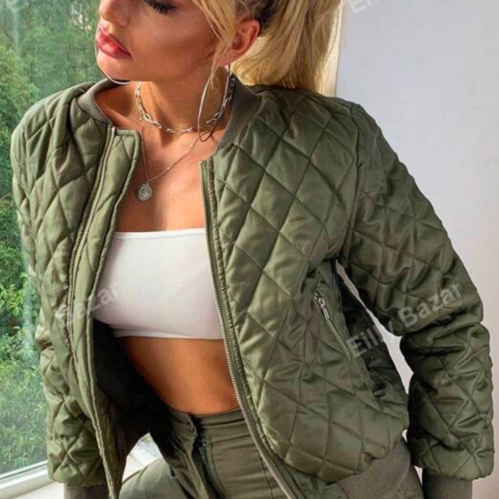 * Elliy Bazar Green Quilted Bomber Jacket